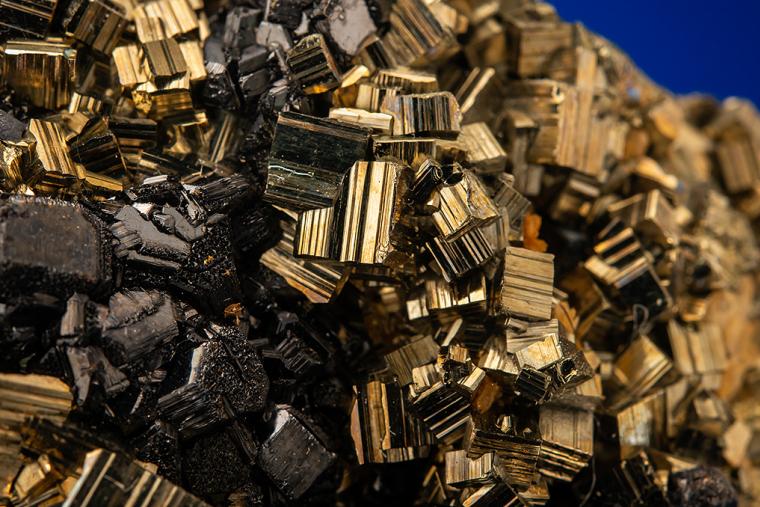 SPHALERITE on PYRITE