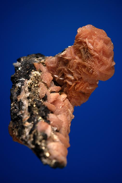RHODOCHROSITE on PYRITE and SPHALERITE