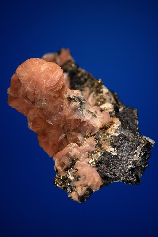 RHODOCHROSITE on PYRITE and SPHALERITE