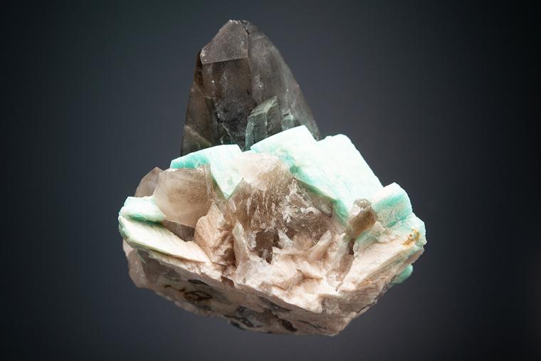 MICROCLINE var. Amazonite with QUARTZ var. Smoky