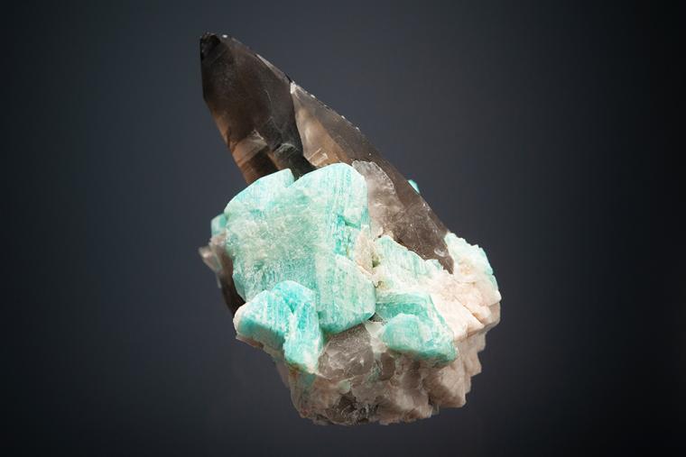 MICROCLINE var. Amazonite with QUARTZ var. Smoky
