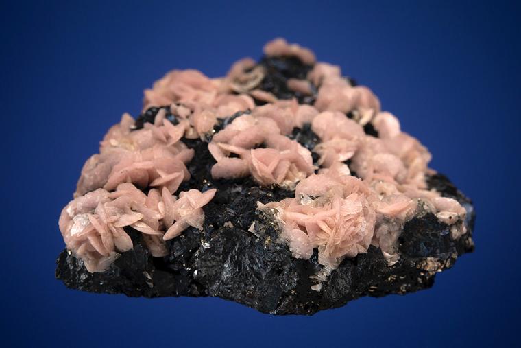 RHODOCHROSITE on SPHALERITE