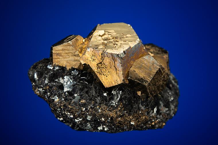 PYRITE on HEMATITE