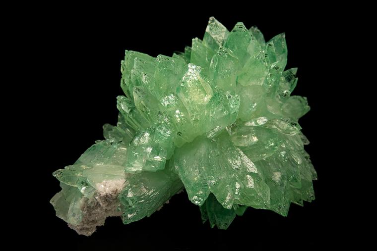 FLUORAPOPHYLLITE-(K)