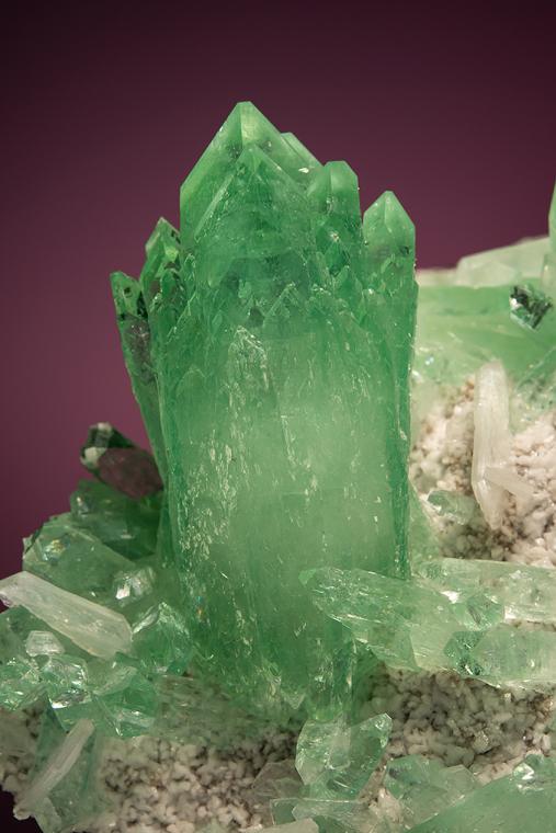FLUORAPOPHYLLITE-(K) with STILBITE