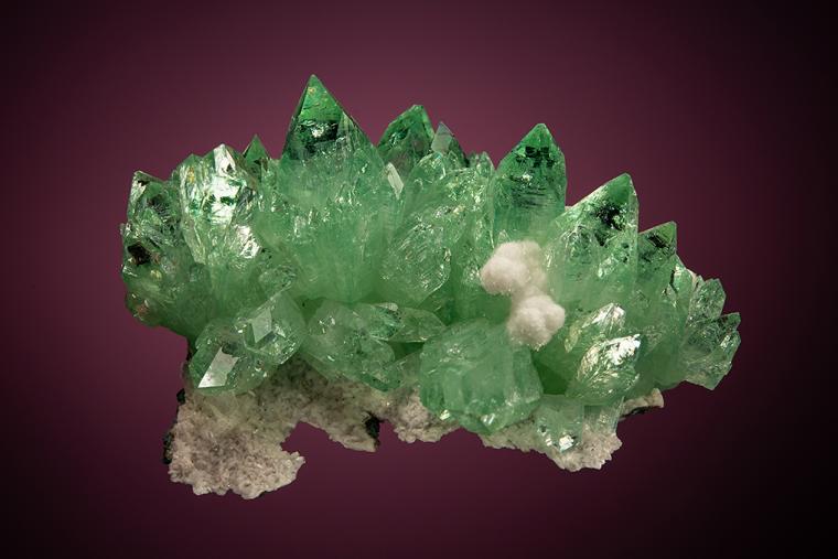 FLUORAPOPHYLLITE-(K)