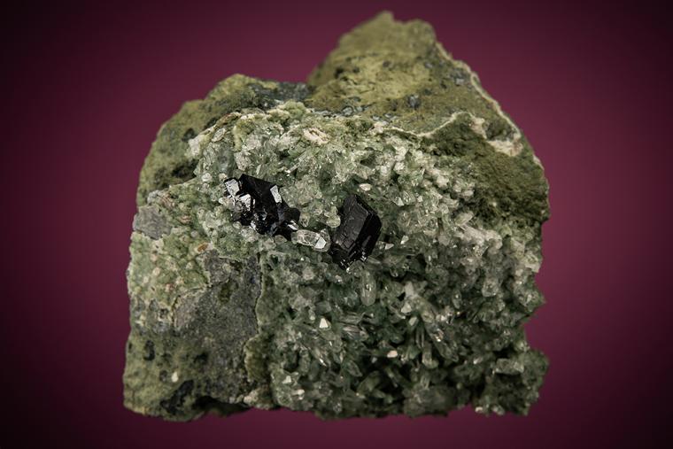 BABINGTONITE