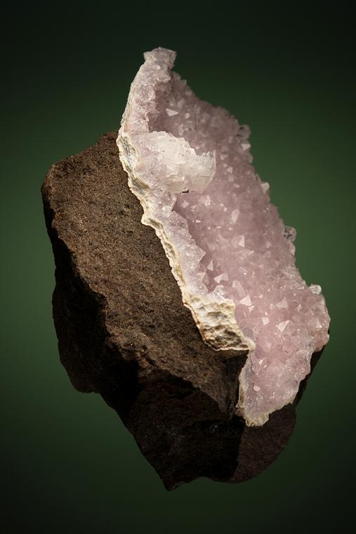 YUGAWARALITE on QUARTZ var. Amethyst