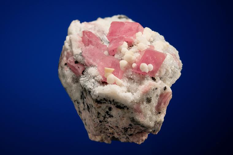 RHODOCHROSITE on QUARTZ