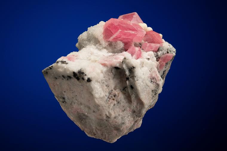 RHODOCHROSITE on QUARTZ
