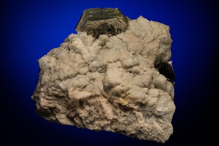 MUSCOVITE on ALBITE
