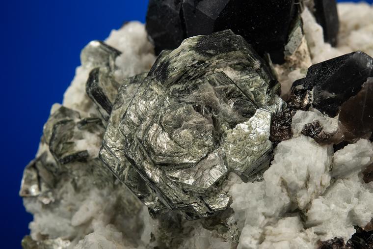MUSCOVITE on QUARTZ var. Smoky and ALBITE