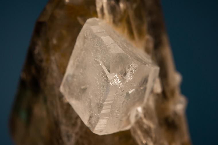 PHENAKITE on QUARTZ var. Smoky