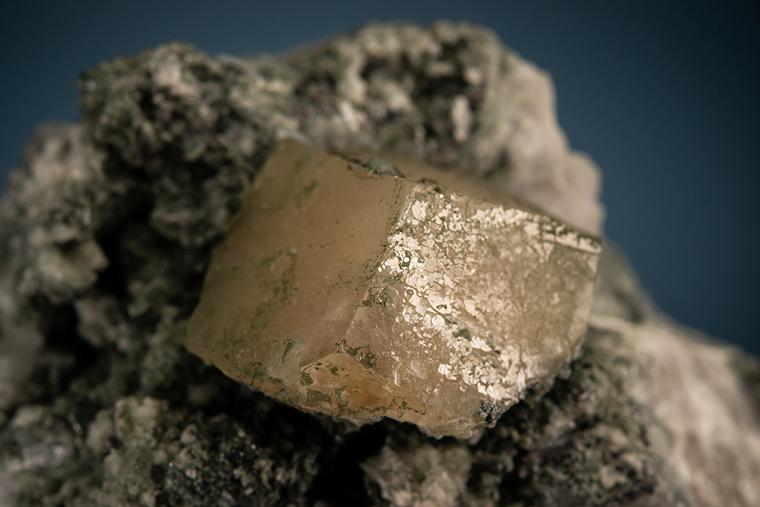 PHENAKITE with TITANITE and ALLANITE-(Ce) (stabilized)