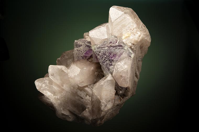 FLUORITE on QUARTZ
