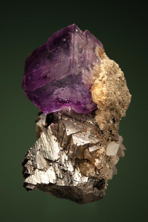 FLUORITE on ARSENOPYRITE