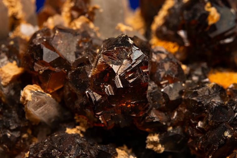 SPHALERITE with QUARTZ