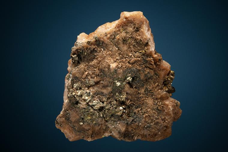 CHALCOPYRITE on SIDERITE