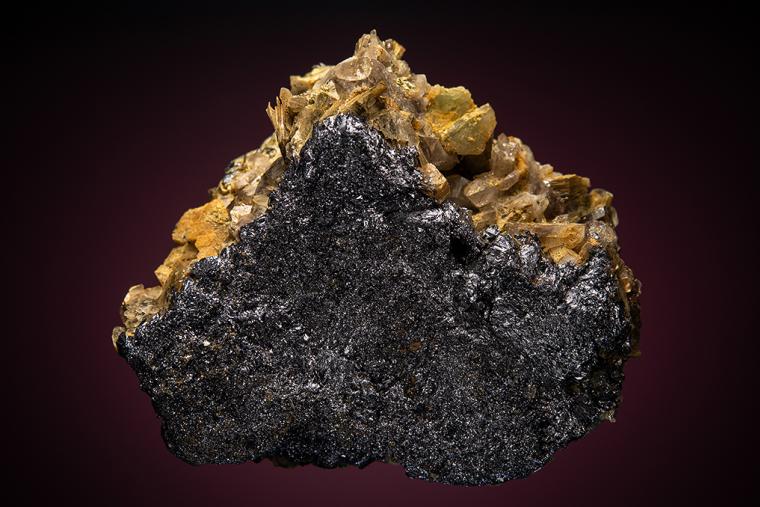 MOLYBDENITE on BERYL var. Aquamarine