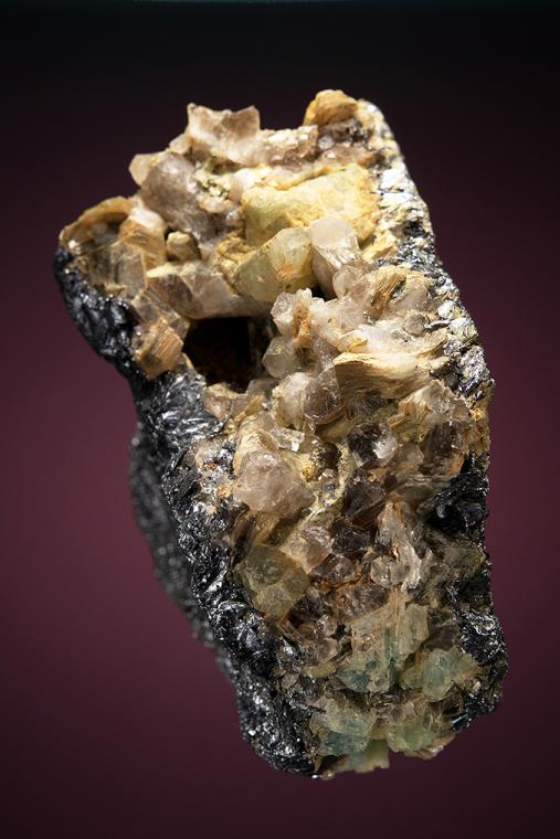 MOLYBDENITE on BERYL var. Aquamarine