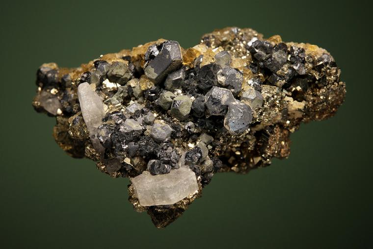 FLUORAPATITE with BARITE and GALENA on PYRITE