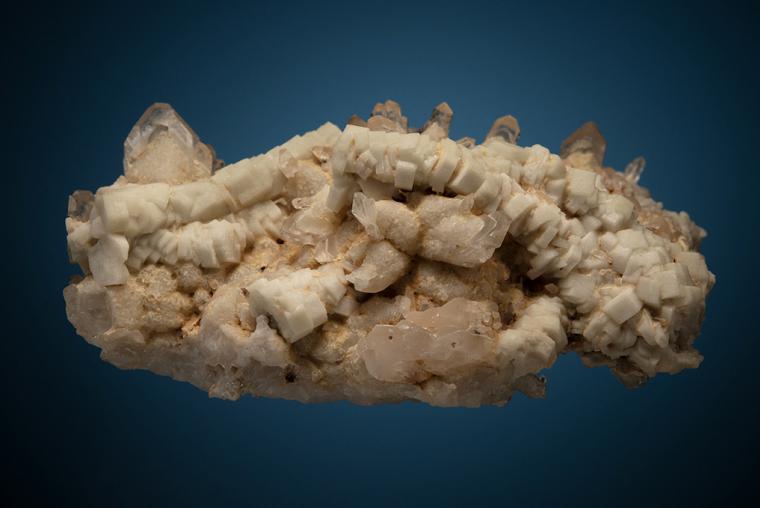 FLUORAPATITE on QUARTZ