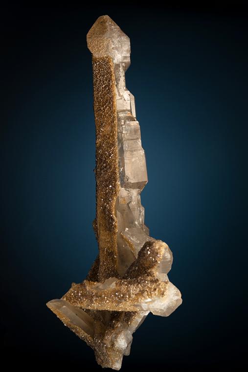 SCHEELITE on QUARTZ