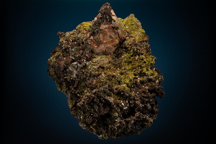 COPPER in CALCITE on EPIDOTE