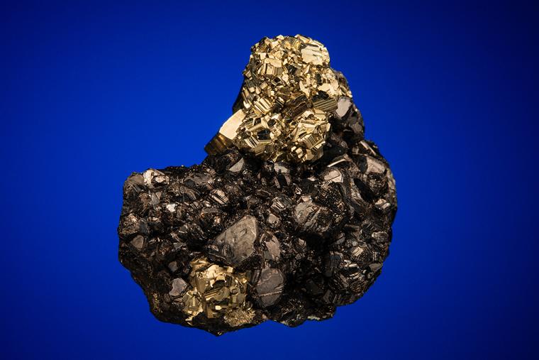 PYRITE after PYRRHOTITE on SPHALERITE