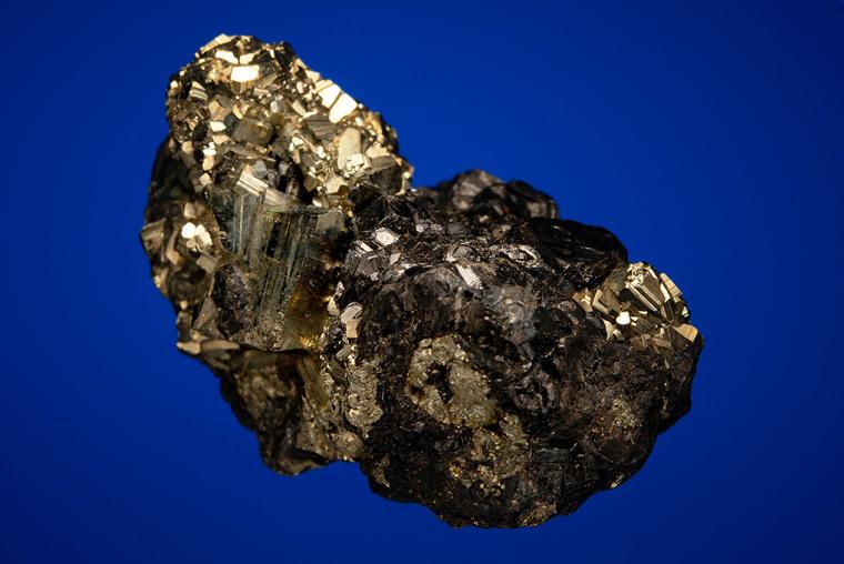 PYRITE after PYRRHOTITE on SPHALERITE